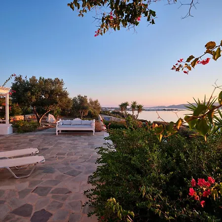 Sundy * Agia Irini (Paros)