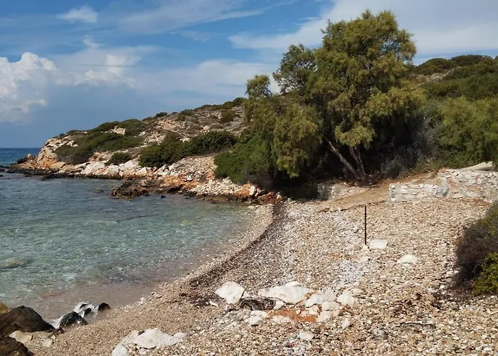 Sundy * 阿吉亚艾里尼帕罗